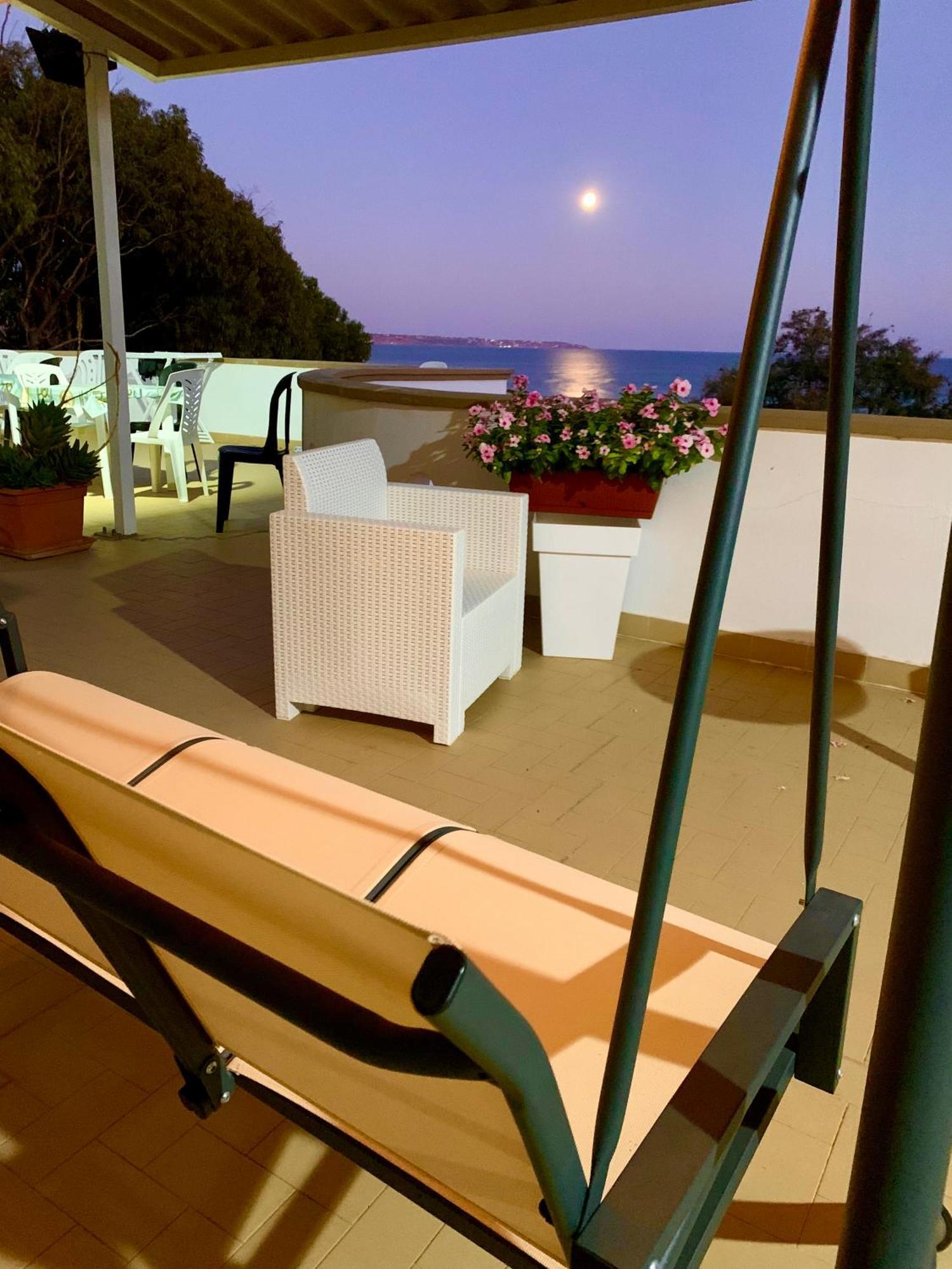 Hotel La Bussola Porto Palo Zewnętrze zdjęcie